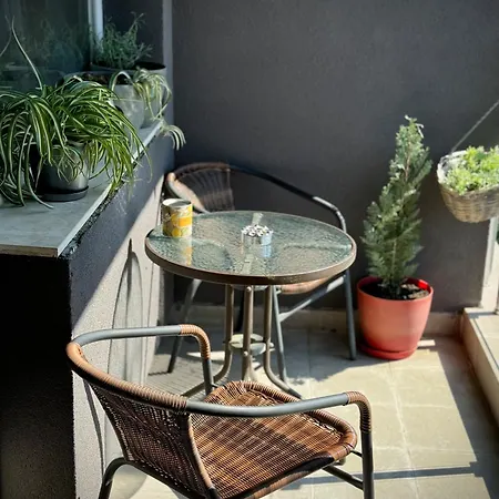 Sunny & Comfort Next To Tech Park For 4 Guests Apartment Sofia