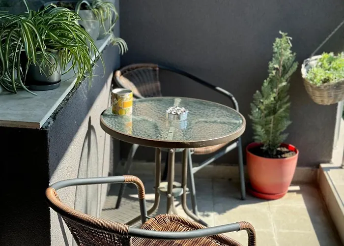 Sunny & Comfort Next To Tech Park For 4 Guests דירה סופיה