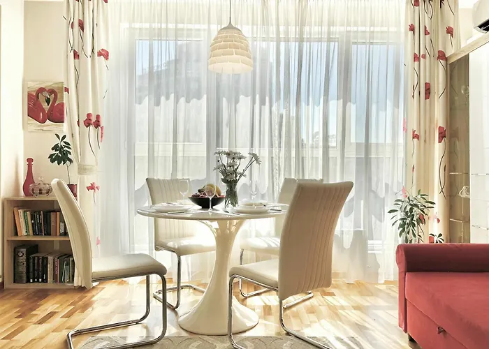 Sunny & Comfort Next To Tech Park For 4 Guests *