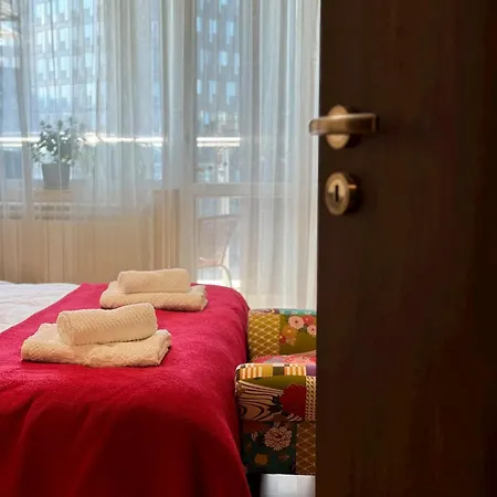 Sunny & Comfort Next To Tech Park For 4 Guests *