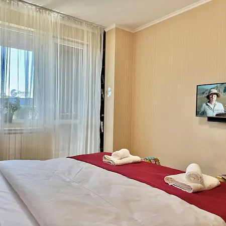 Sunny & Comfort Next To Tech Park For 4 Guests Sófia