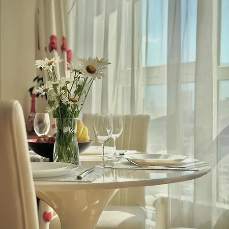 Sunny & Comfort Next To Tech Park For 4 Guests * Sófia