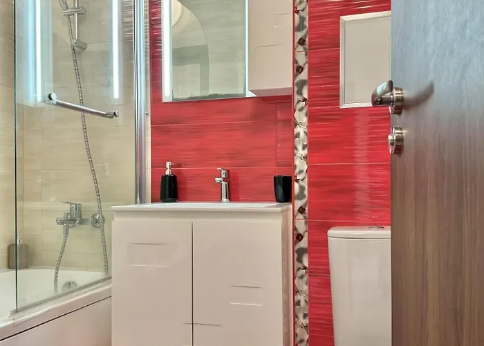 Sunny & Comfort Next To Tech Park For 4 Guests Apartament